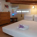 Ferienhaus Sunshine - Peaceful Garden Escape&parking *