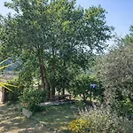 Sunshine - Peaceful Garden Escape & Parking *