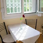 Sunshine - Peaceful Garden Escape&parking Ferienhaus *