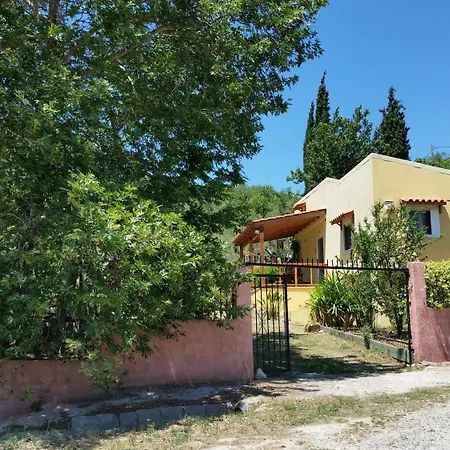 Sunshine - Peaceful Garden Escape & Parking