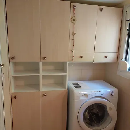 Prázdninový dům Sunshine - Peaceful Garden Escape & Parking *