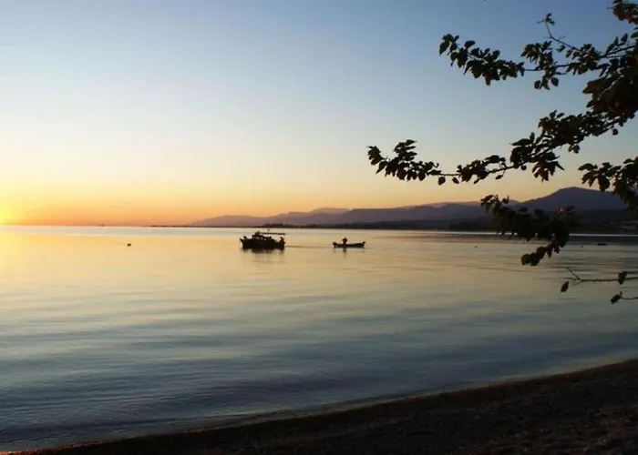 Ferienhaus Sunshine - Peaceful Garden Escape&parking *