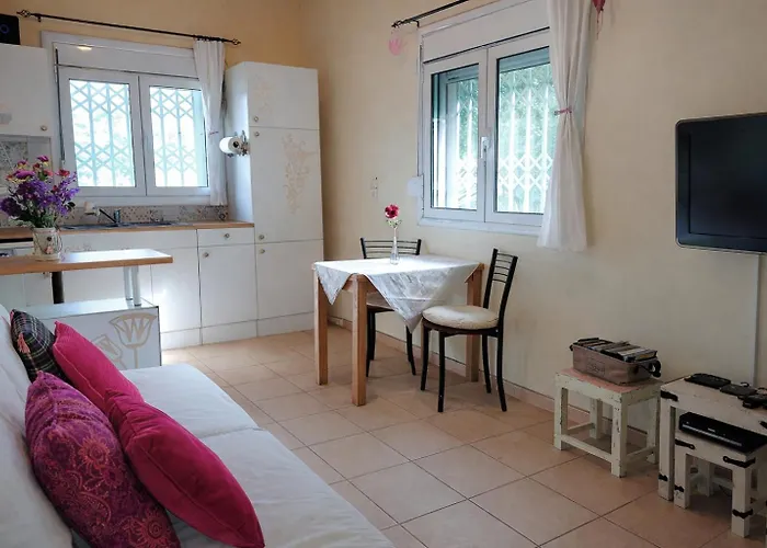 Ferienhaus Sunshine - Peaceful Garden Escape&parking *