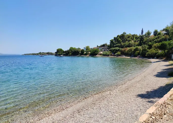 Ferienhaus Sunshine - Peaceful Garden Escape&parking