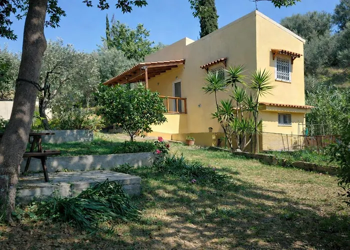 Ferienhaus Sunshine - Peaceful Garden Escape&parking *